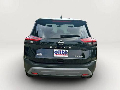 Used 2023 Nissan Rogue SV AWD/4WD image 6