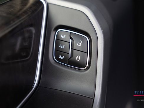 Certified 2021 Ford F150 Lariat image 18