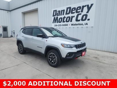 New 2025 Jeep Compass Trailhawk w/ Trailhawk Convenience Group
