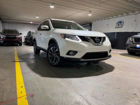 Used 2016 Nissan Rogue SL w/ SL Premium Package AWD/4WD image 6