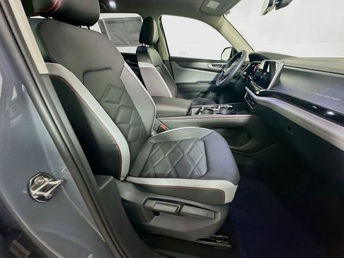 New 2026 Volkswagen Atlas Peak Edition AWD/4WD image 26
