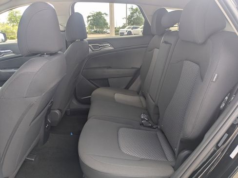 New 2026 Kia Sportage LX FWD image 15