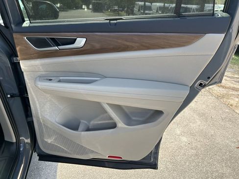 New 2026 Volkswagen Atlas SE FWD image 46