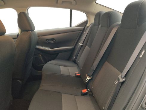 Used 2025 Nissan Sentra SV FWD image 18