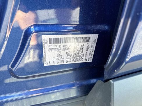 Used 2023 Nissan Rogue S AWD/4WD image 27