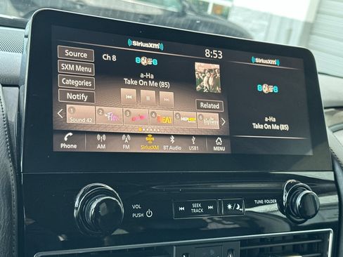 Used 2022 Nissan Armada SV w/ SV Appearance Package image 19