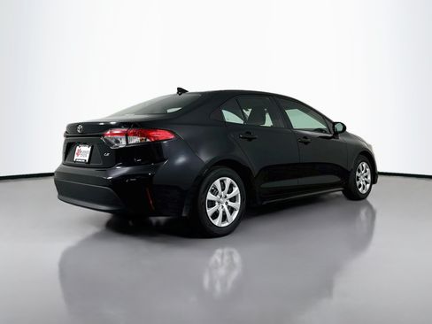 Certified 2024 Toyota Corolla LE FWD image 7