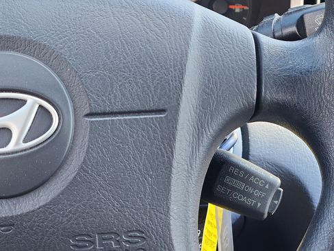 Used 2006 Hyundai Elantra Sedan image 16