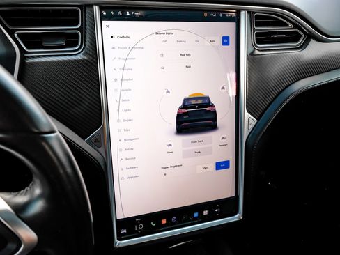 Used 2016 Tesla Model X 75D AWD/4WD image 22