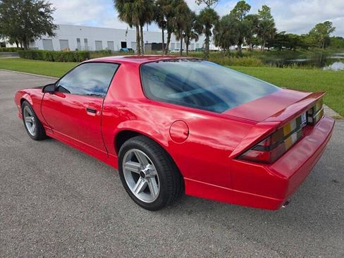 Used 1986 Chevrolet Camaro LT image 4