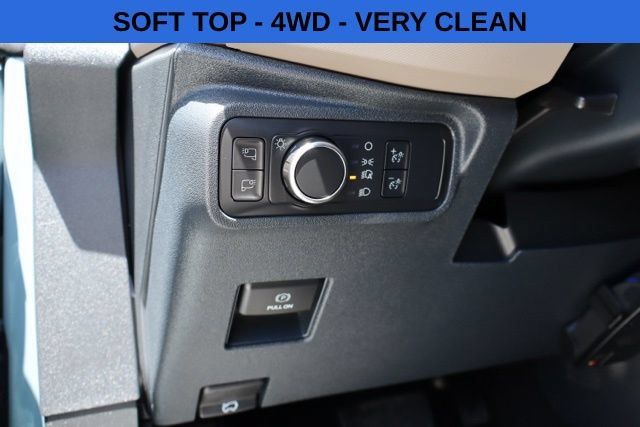 Used 2022 Ford Bronco Wildtrak AWD/4WD image 13