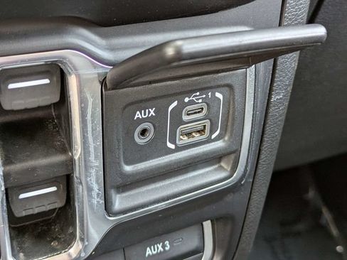 Used 2022 Jeep Wrangler Unlimited Rubicon w/ Steel Bumper Group AWD/4WD image 23