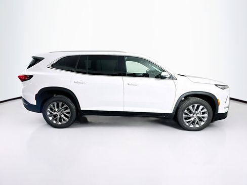 Used 2025 Buick Enclave Preferred image 10
