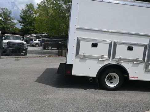 New 2025 Ford E-350 and Econoline 350 Super Duty w/ Power Equipment Group image 6