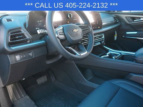 New 2026 Chevrolet Traverse LT w/ Driver Confidence Package image 17