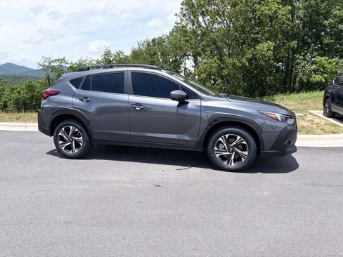 Certified 2024 Subaru Crosstrek 2.0i Premium AWD/4WD image 7