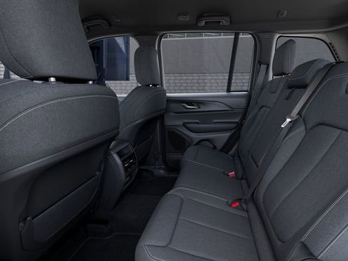 New 2026 Jeep Grand Cherokee Laredo AWD/4WD image 23