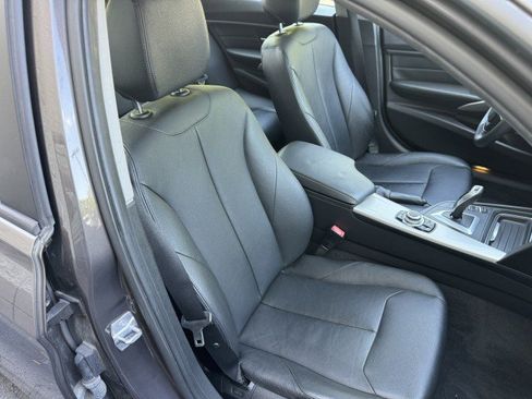 Used 2013 BMW 328i xDrive Sedan AWD/4WD image 36