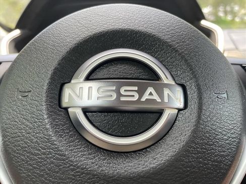 Used 2025 Nissan Altima 2.5 SV FWD image 13