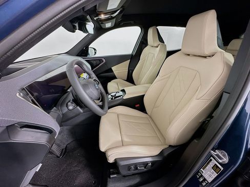 Used 2025 BMW X3 xDrive30 w/ Premium Package AWD/4WD image 16