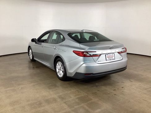 Used 2025 Toyota Camry LE FWD image 7