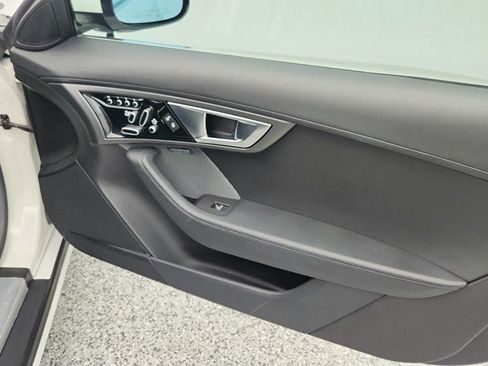 Used 2016 Jaguar F-TYPE S RWD image 23