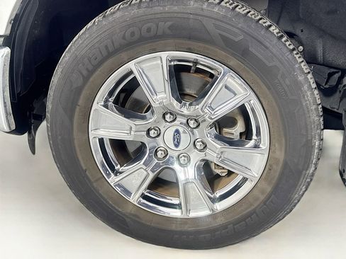 Used 2015 Ford F150 XLT w/ Equipment Group 302A Luxury image 38