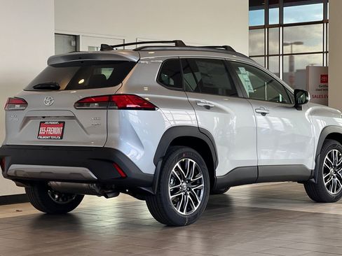 New 2026 Toyota Corolla Cross XLE image 5