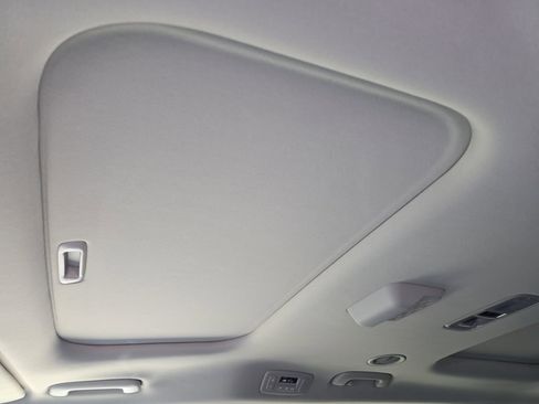 New 2026 Kia Carnival SX Prestige FWD image 24