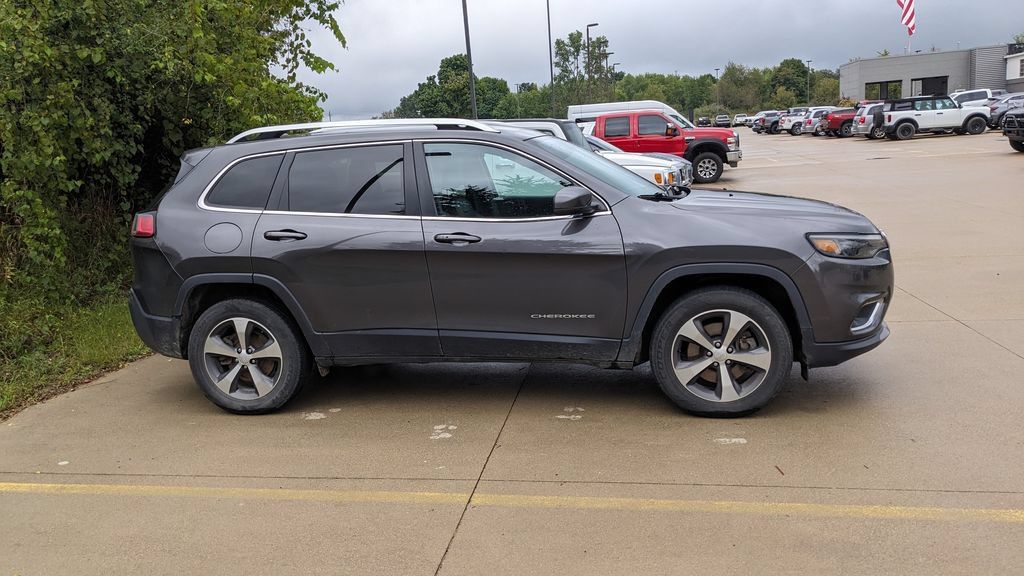 Used 2020 Jeep Cherokee Limited AWD/4WD image 2