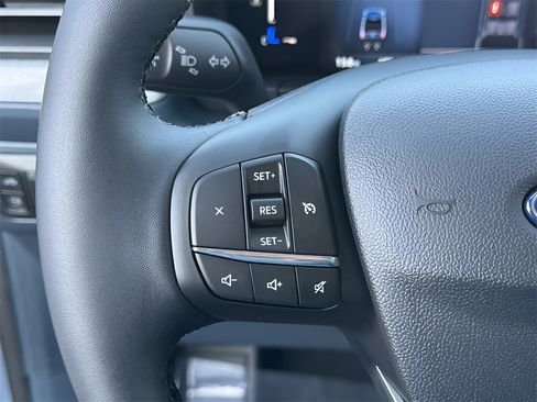 New 2025 Ford Maverick XLT w/ XLT Luxury Package image 16