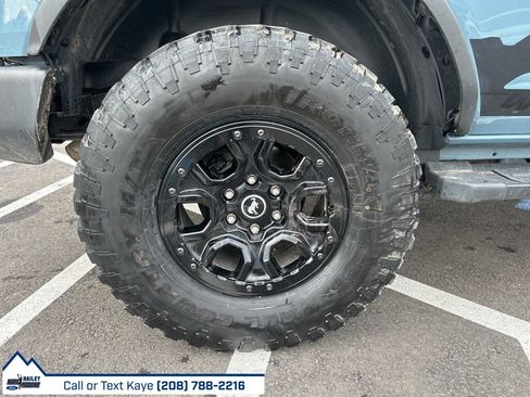 Used 2021 Ford Bronco Wildtrak image 11