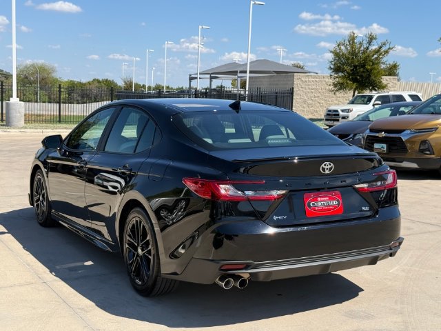 Used 2026 Toyota Camry SE FWD image 4