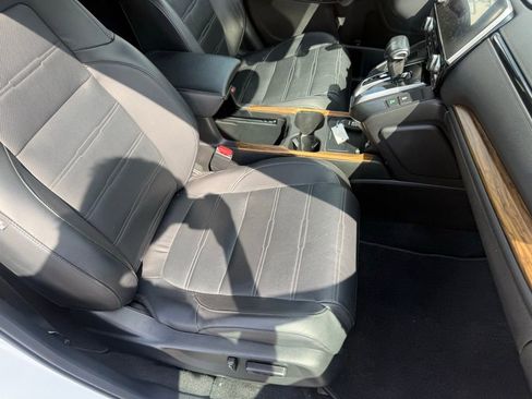 Used 2020 Honda CR-V Touring image 61