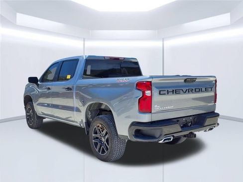 Used 2025 Chevrolet Silverado 1500 LT Trail Boss w/ Convenience Package II AWD/4WD image 25