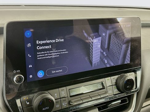 Used 2025 Toyota Grand Highlander XLE image 22