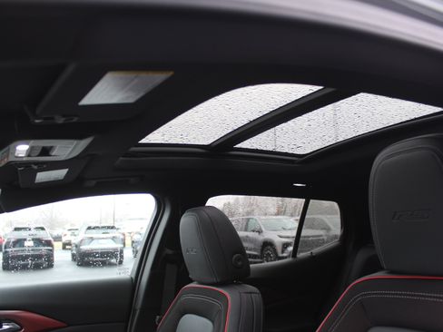 New 2026 Chevrolet Equinox EV RS image 10