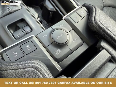 Used 2025 Toyota Grand Highlander AWD image 26