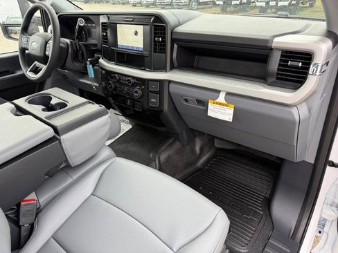 New 2026 Ford F250 XL w/ XL Chrome Package image 7