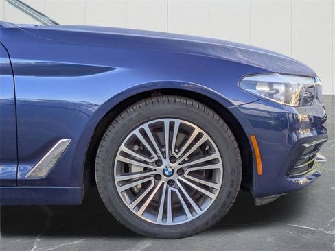 Used 2019 BMW 530i xDrive w/ Convenience Package image 12