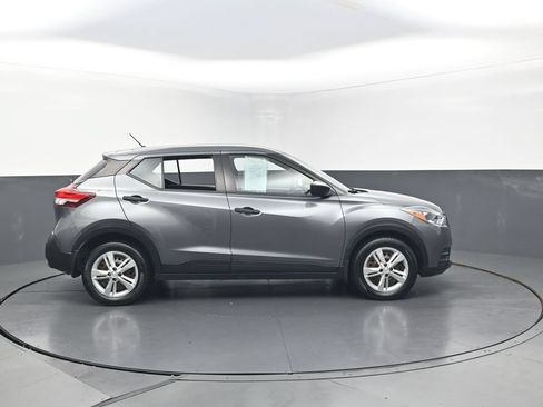 Used 2020 Nissan Kicks S FWD image 35