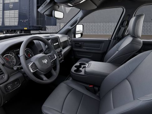 New 2025 RAM 2500 Tradesman AWD/4WD image 23