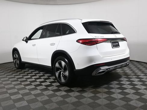 Certified 2024 Mercedes-Benz GLC 300 4MATIC image 5