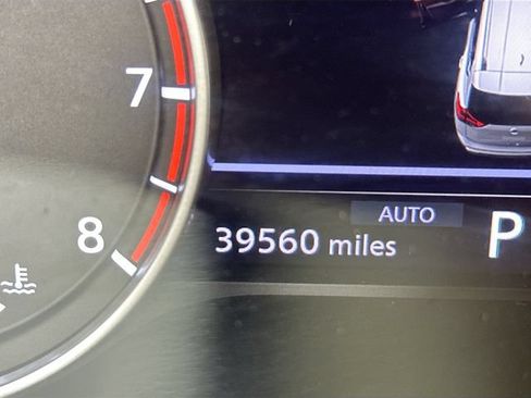 Used 2024 Nissan Rogue SV AWD/4WD image 15