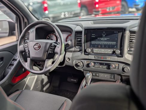 Used 2023 Nissan Frontier PRO-4X w/ Pro Convenience Package image 14