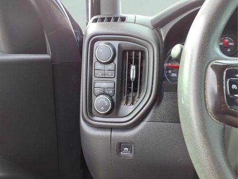 Used 2020 Chevrolet Silverado 1500 Custom Trail Boss w/ Custom Convenience Package AWD/4WD image 11