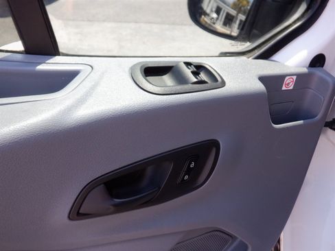 Used 2019 Ford Transit 150 130 Medium Roof RWD image 15