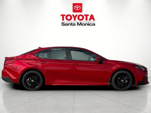 New 2026 Toyota Camry SE image 2