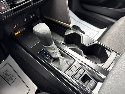 Used 2025 Toyota Camry XSE image 34