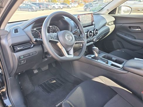 Used 2023 Nissan Sentra SV image 18